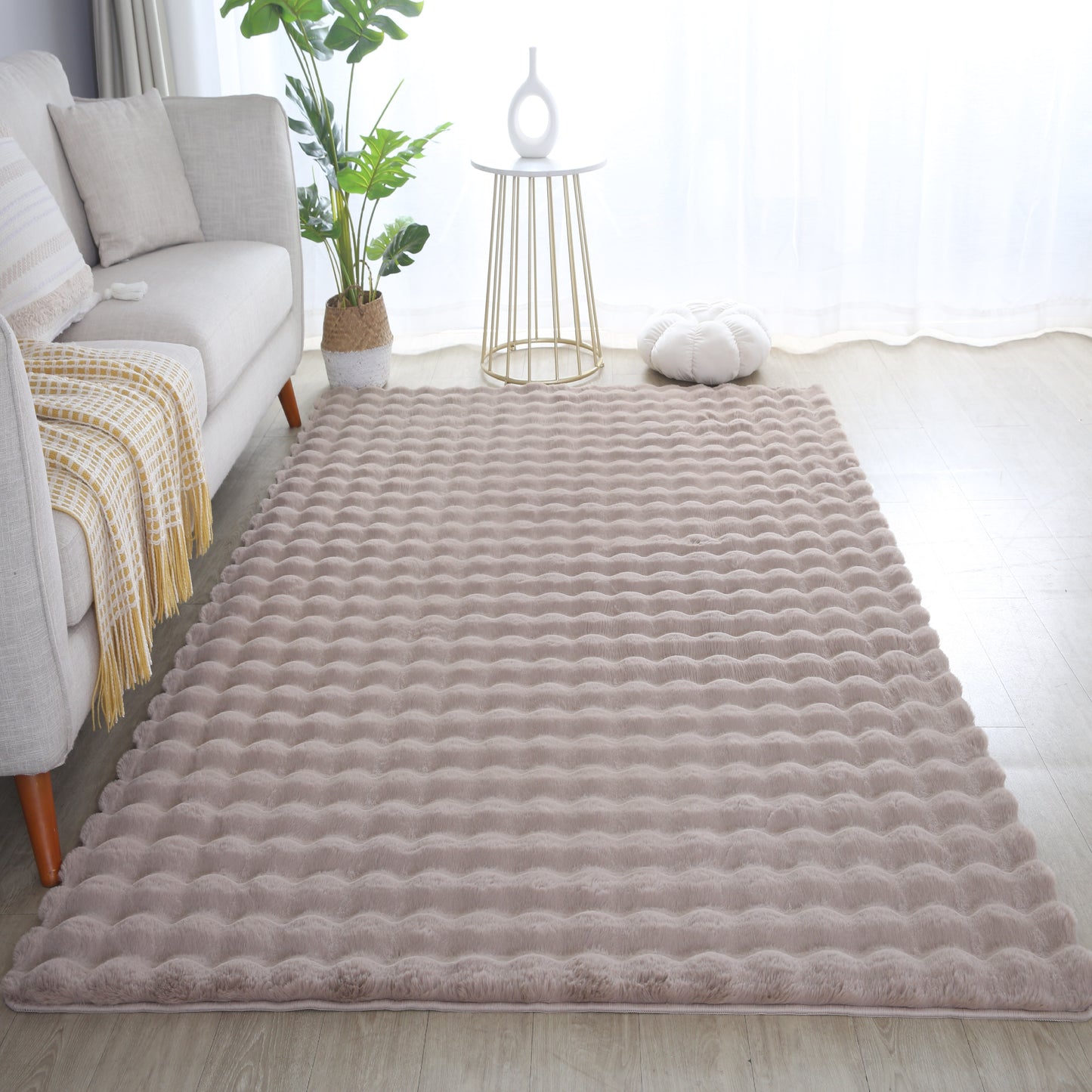 Soft Pels Med Bølger Beige