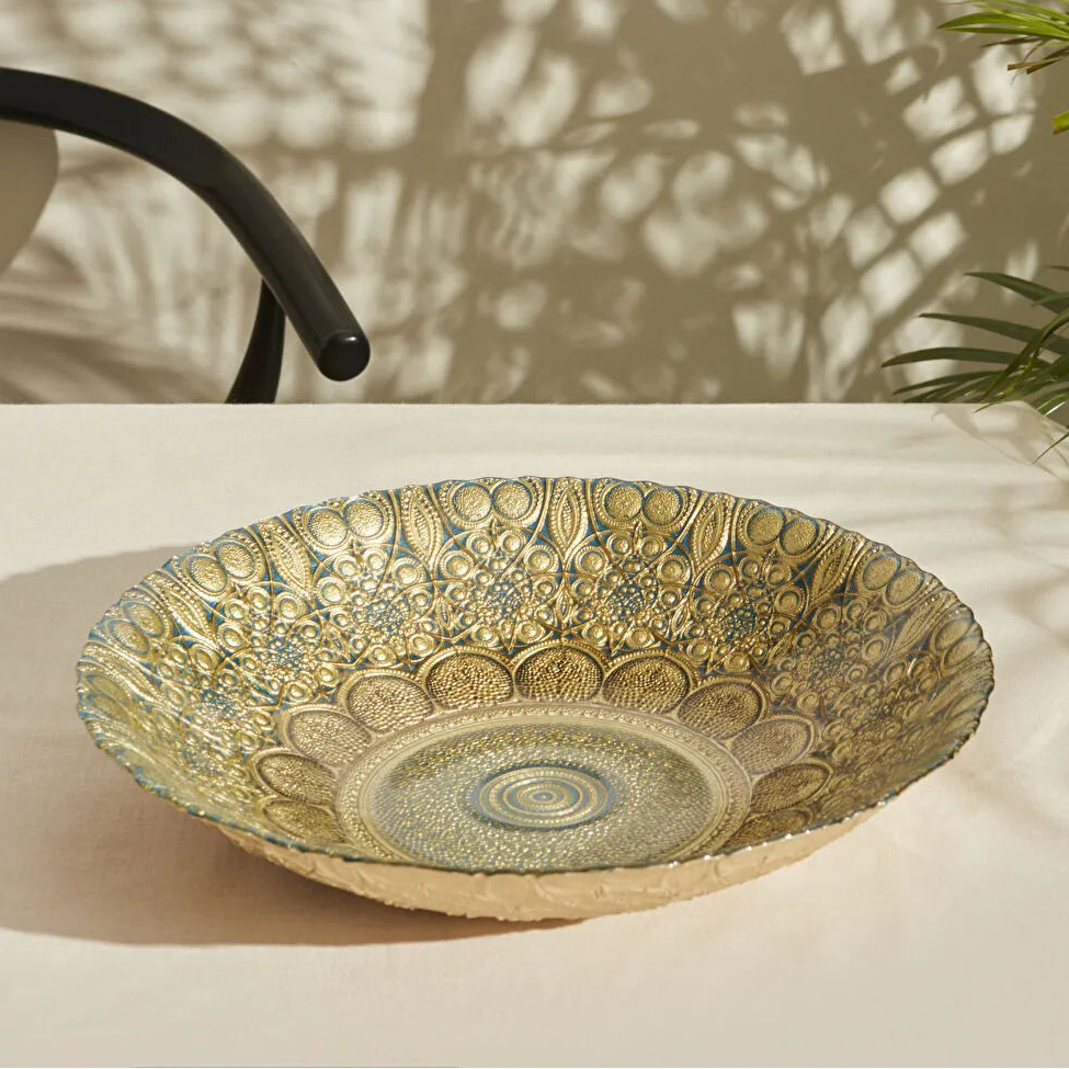 Karaca Home Jamil Dekorativt Fad – Kunstfærdigt Glasdesign (33 cm)