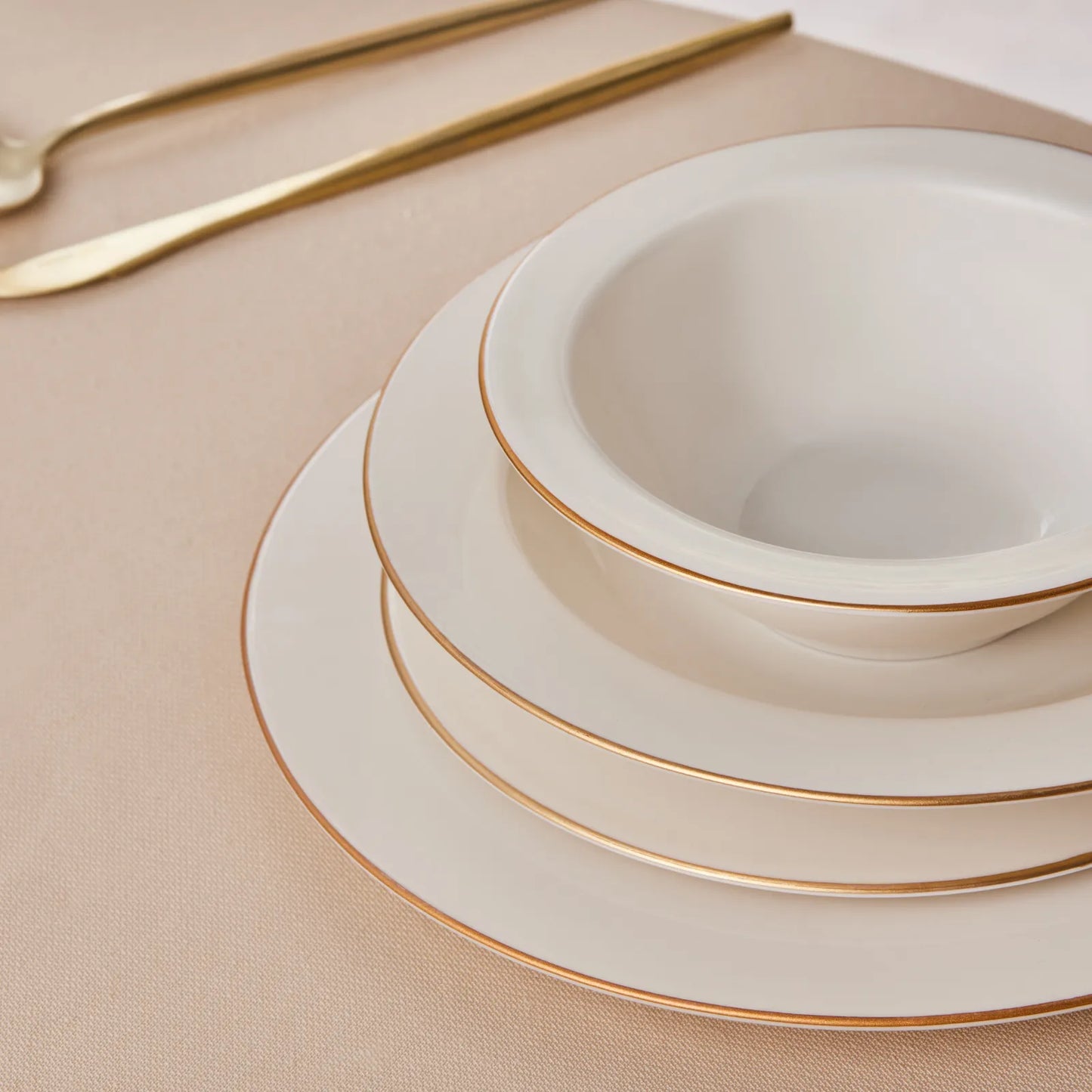 Karaca Eva Gold Porcelænssæt Guldkant - 24 dele 6 personer