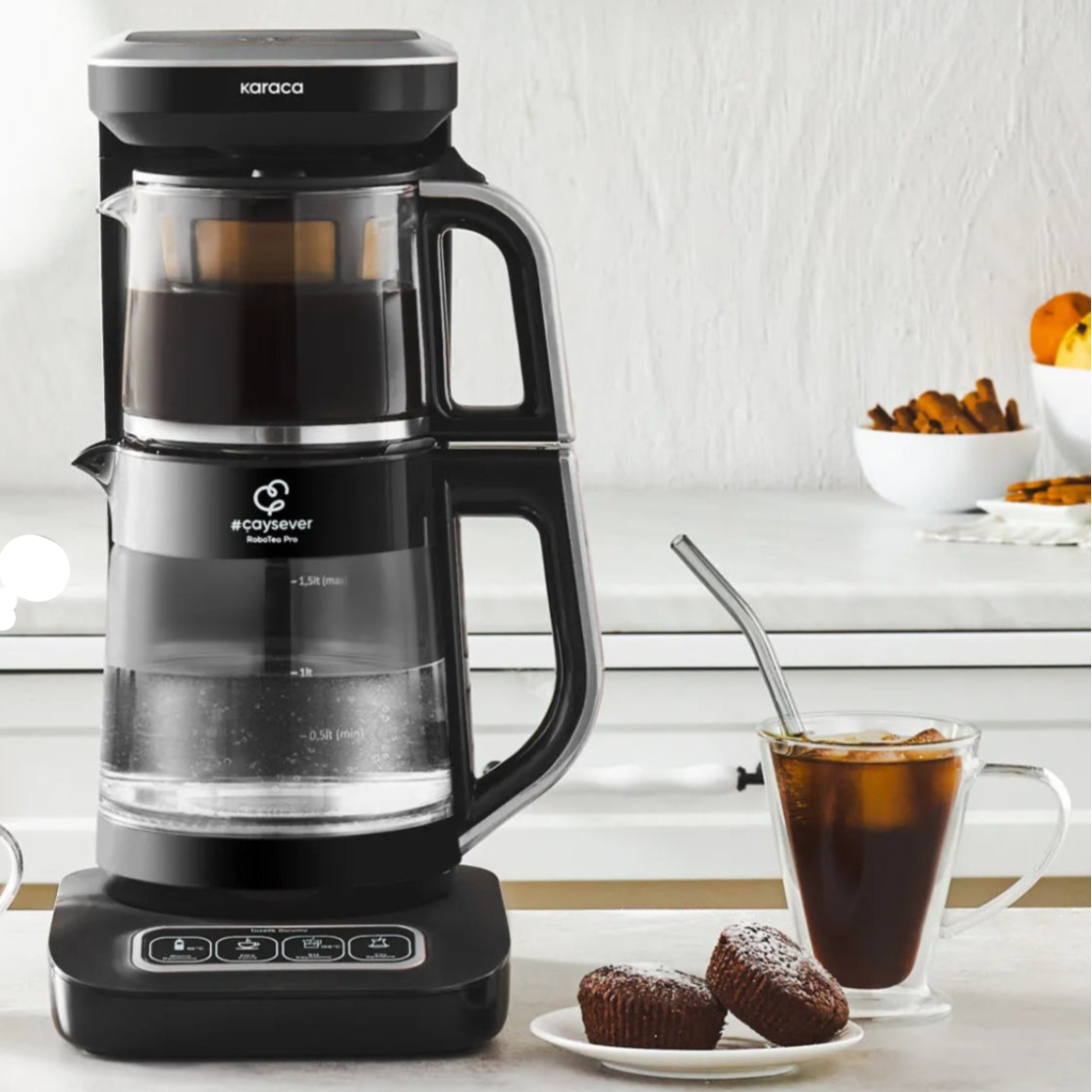 Karaca Çaysever Robotea Pro Connect 4-i-1 Talende Te- og Kaffemaskine 2500W – Sort/Sølv