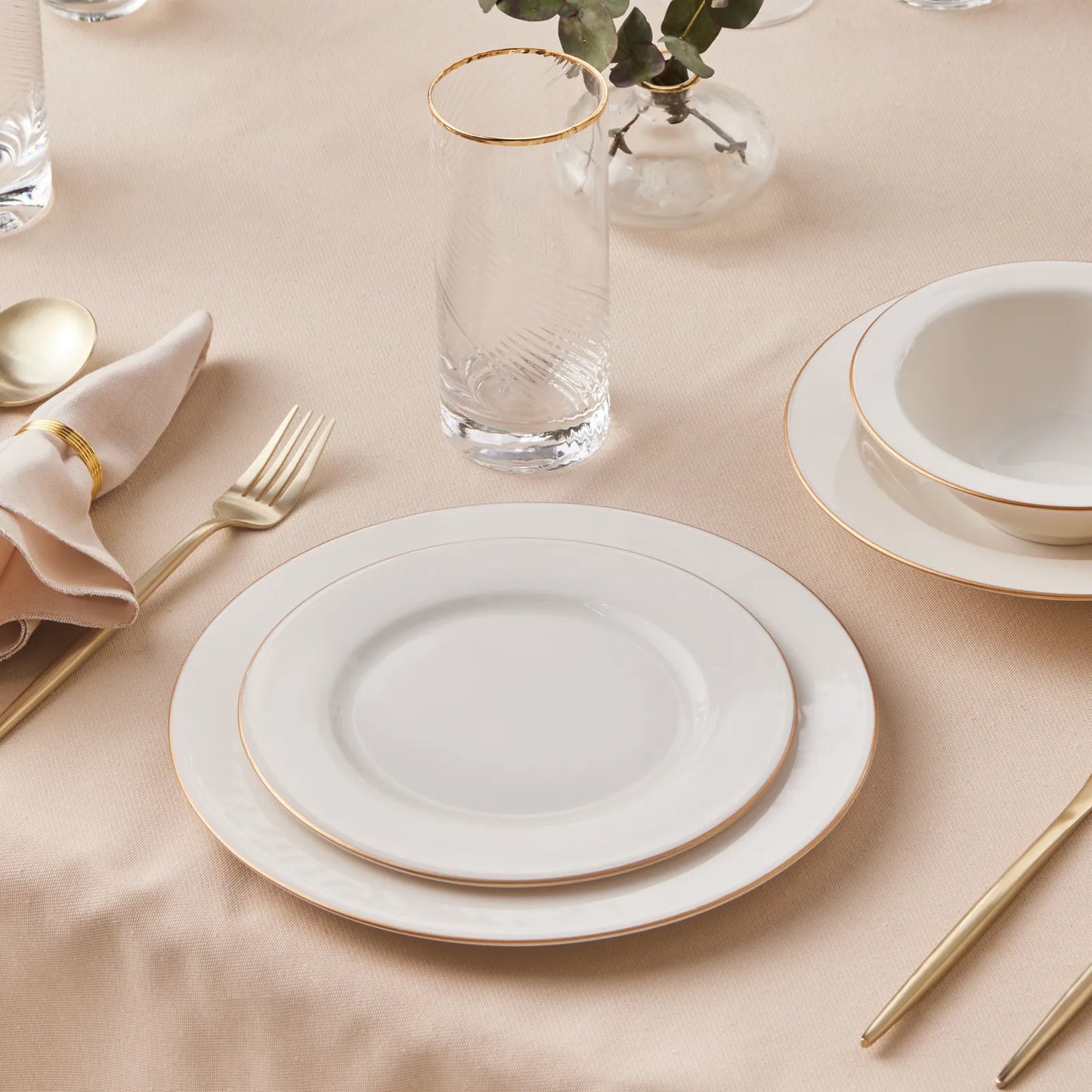 Karaca Eva Gold Porcelænssæt Guldkant - 24 dele 6 personer