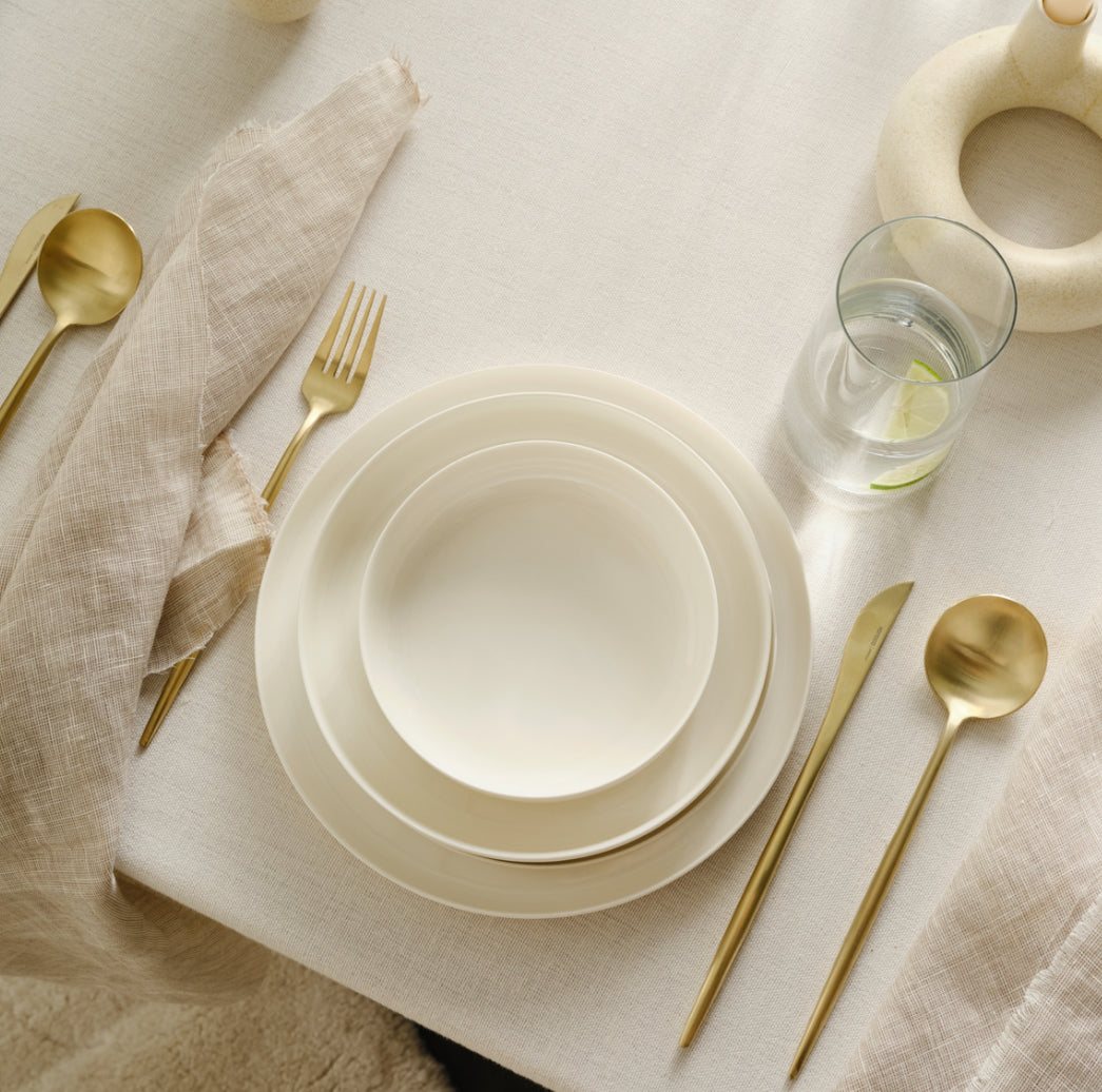 Karaca Earth Collection Finesse Spisestel – 24 dele, 6 personer, Hvid