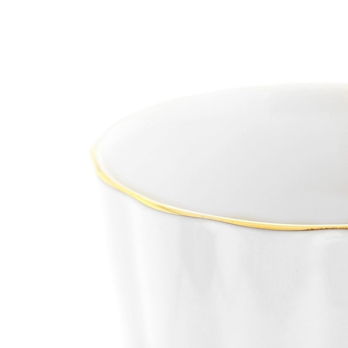 Porcelæn Kaffe-/Tekrus 2 stk. Hvid m/Guldkant 330 ml. - Almina Daisy Golden Line