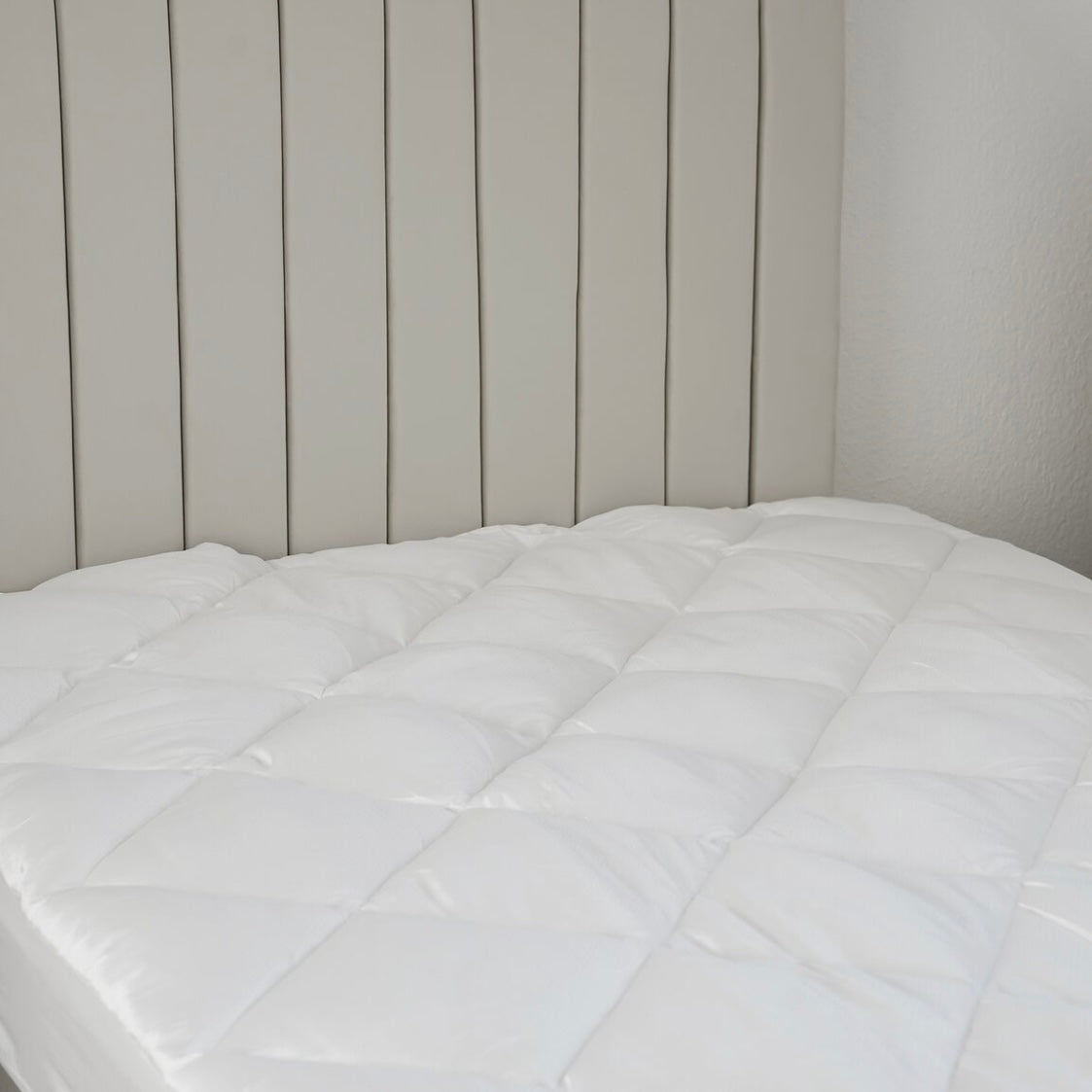 Helårsdyne Polybomuld 195x220 cm Hvid - Pimoliza