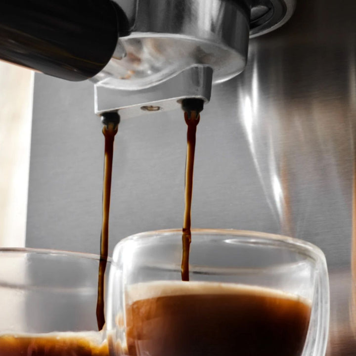 Karaca Coffee Art 1101 Kaffemaskine m/Mælkeskummer, 20 bar tryk, 1,5L 1100W