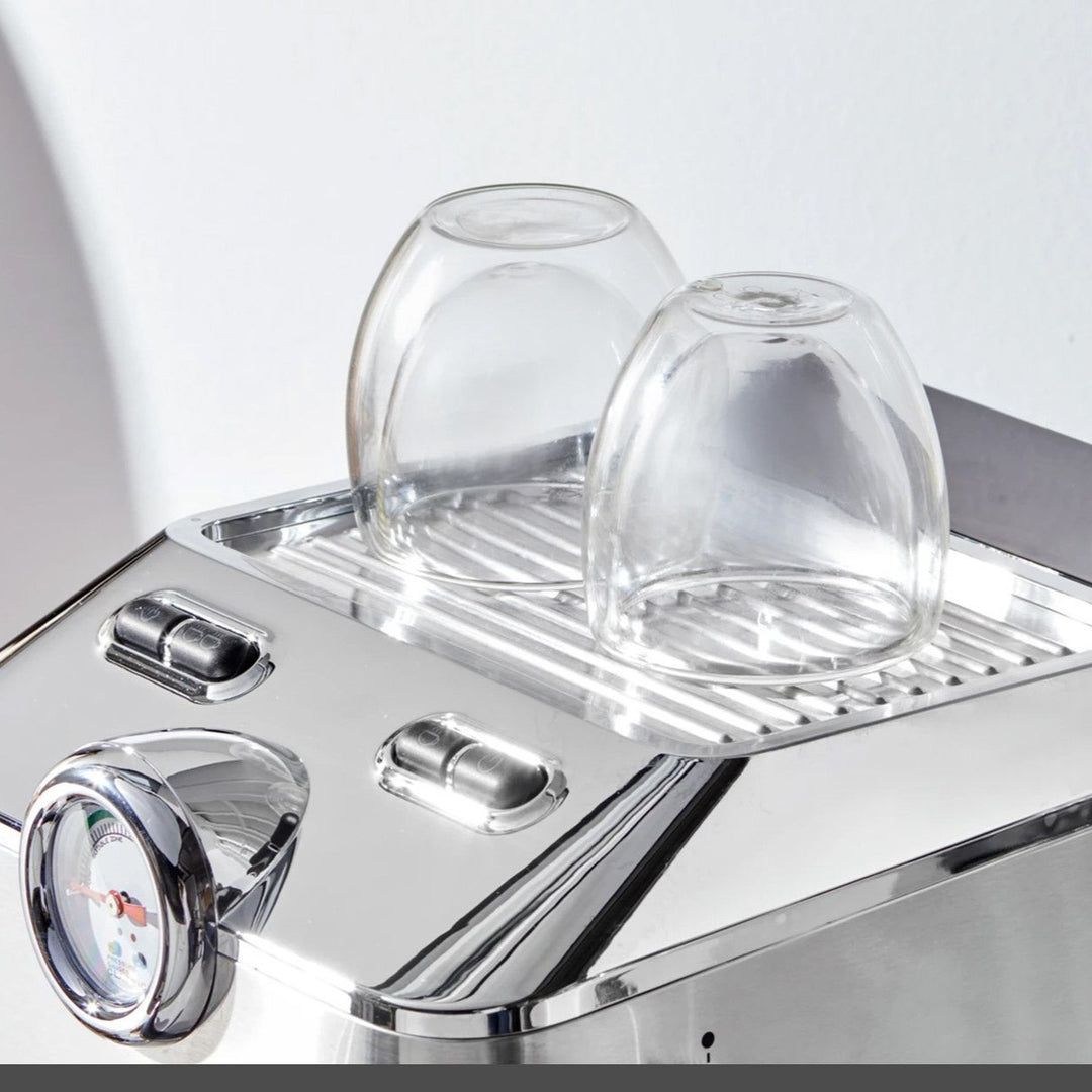 Karaca Coffee Art 1101 Kaffemaskine m/Mælkeskummer, 20 bar tryk, 1,5L 1100W