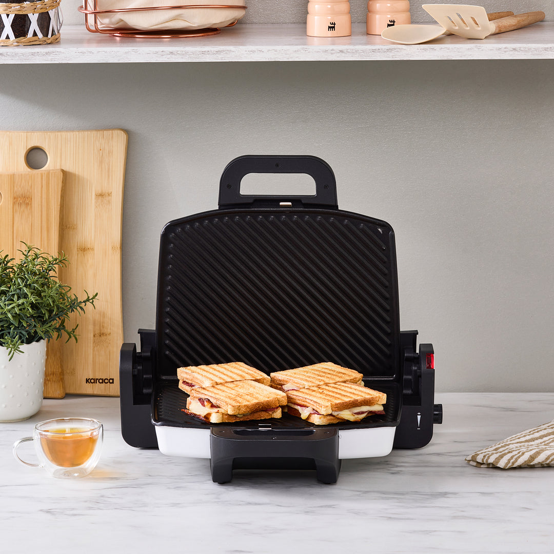 Karaca Future Toastgrill Pearl White 1800 W – 4-skivers kapacitet