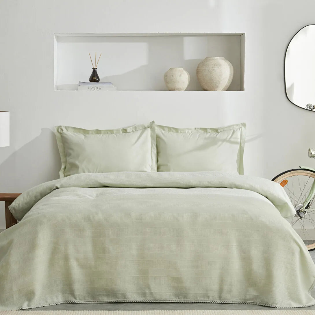 Karaca Home Aurora – Dobbeltseng Sengetæppe 240x260 cm - Mint