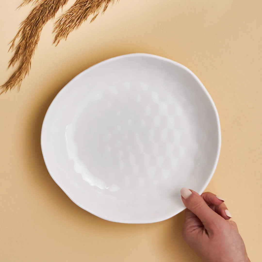 Karaca Bomonti Dyb Tallerken – 21 cm - Hvid Porcelæn