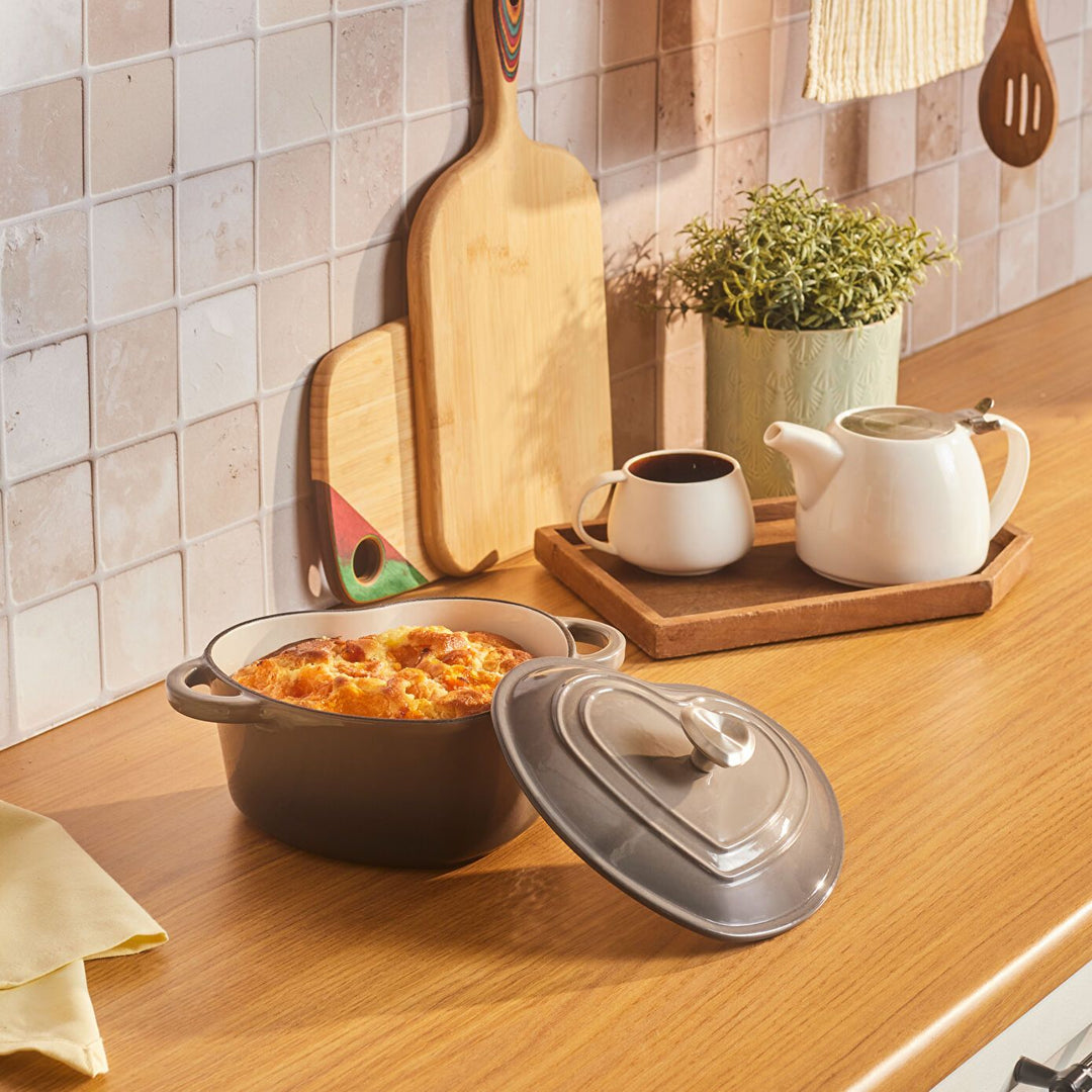 Karaca Love Støbejernsgryde (Induktion) – 1,9 liter - Grå