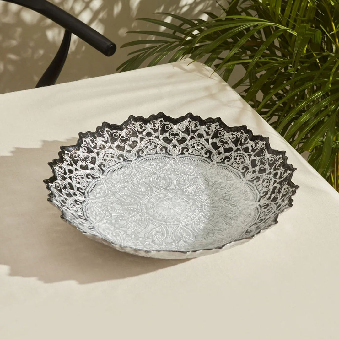 Karaca Home Kashida Dekorativt Fad – Sølv - 34 cm