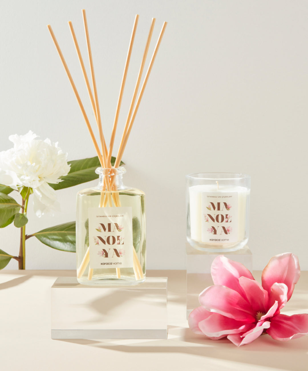 Karaca Home Istanbul’s Blomster-serie Duftspreder med Duftpinde – Magnolia – 200 ml