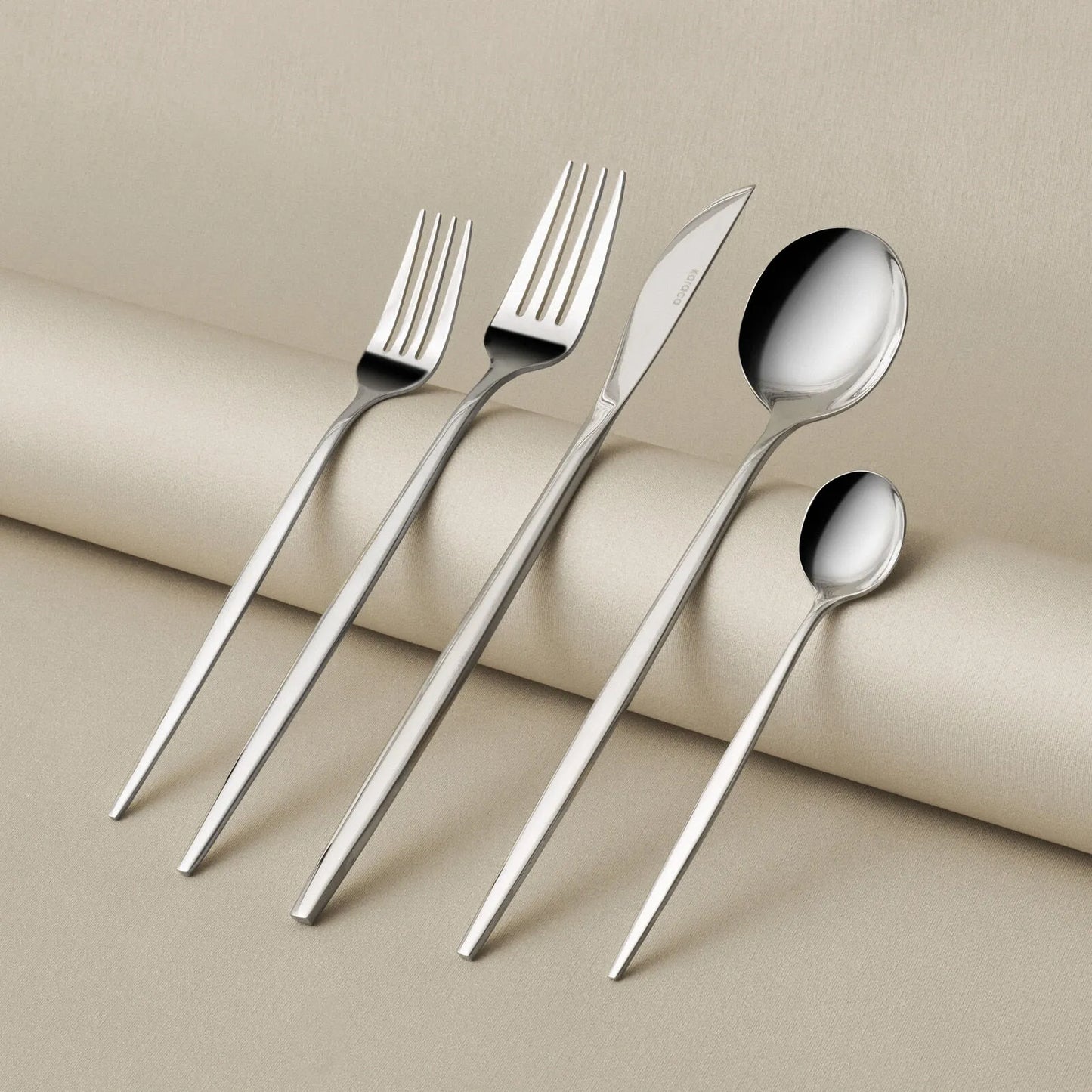 Karaca Orion Sølv – Bestiksæt til 6 personer, 30 dele