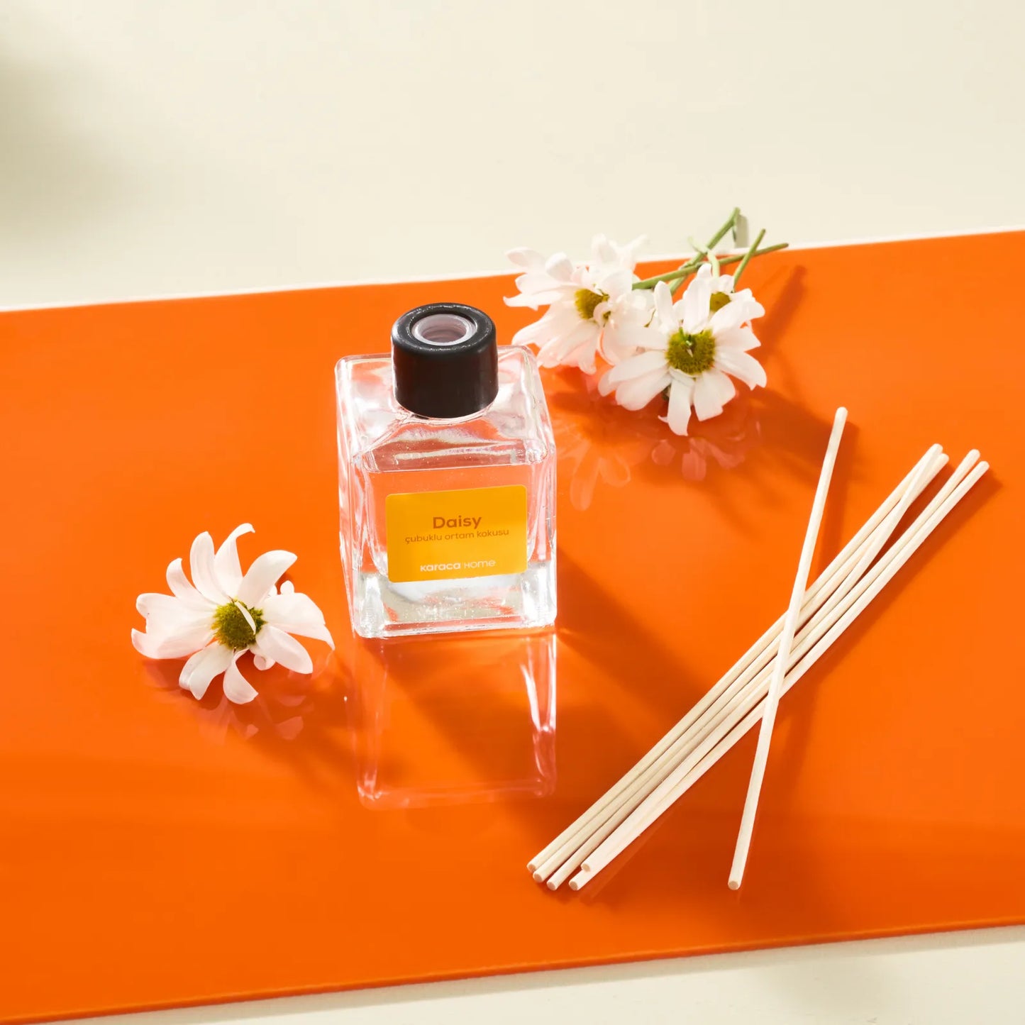 Karaca Home Daisy Duftpinde til rum – 100 ml