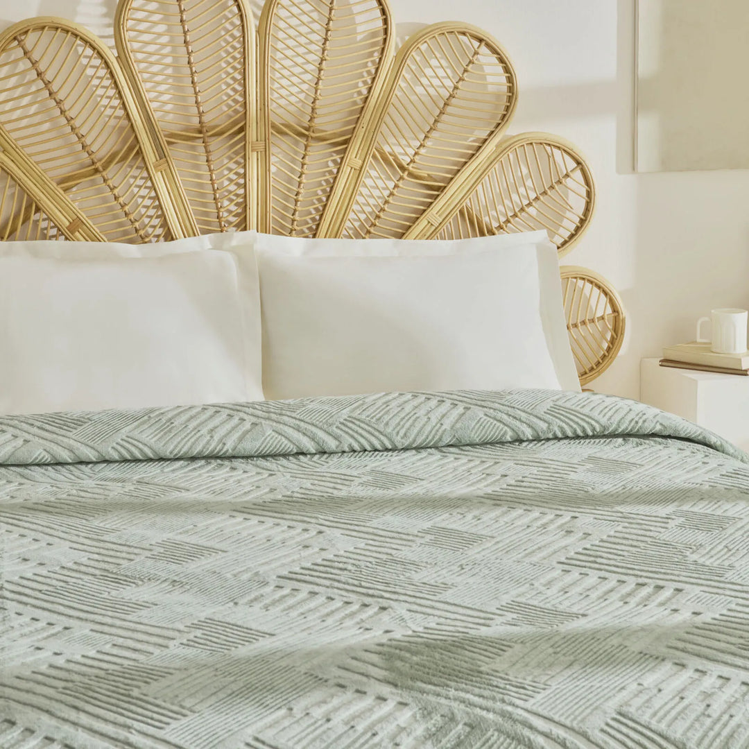 Karaca Home Rita Enkelt Emboss Battaniye/Sengetæppe – Grøn