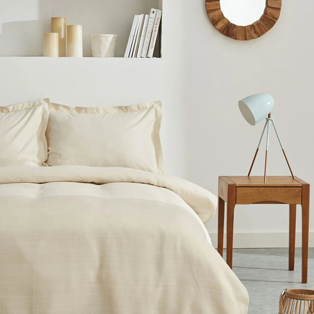 Karaca Home Aurora – Dobbeltseng Sengetæppe 240x260 cm - Krem