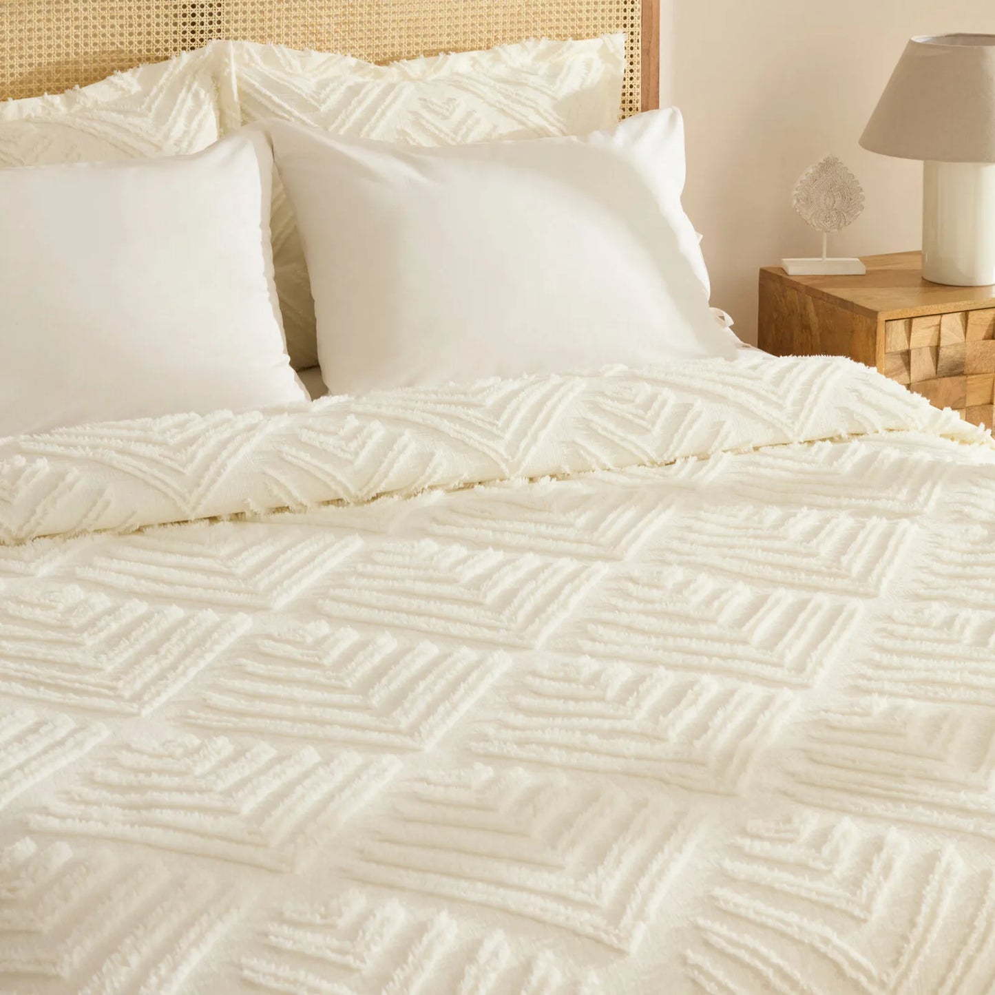 Karaca Home Velora – Dobbeltseng Sengetæppe 230x240 cm, Ecru