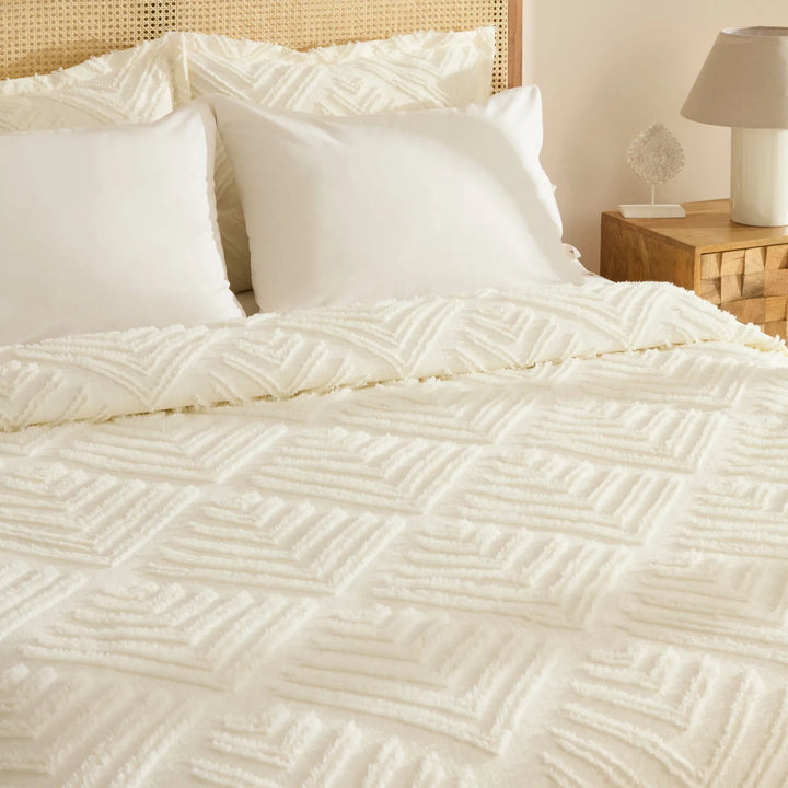 Karaca Home Velora – Dobbeltseng Sengetæppe 230x240 cm, Ecru
