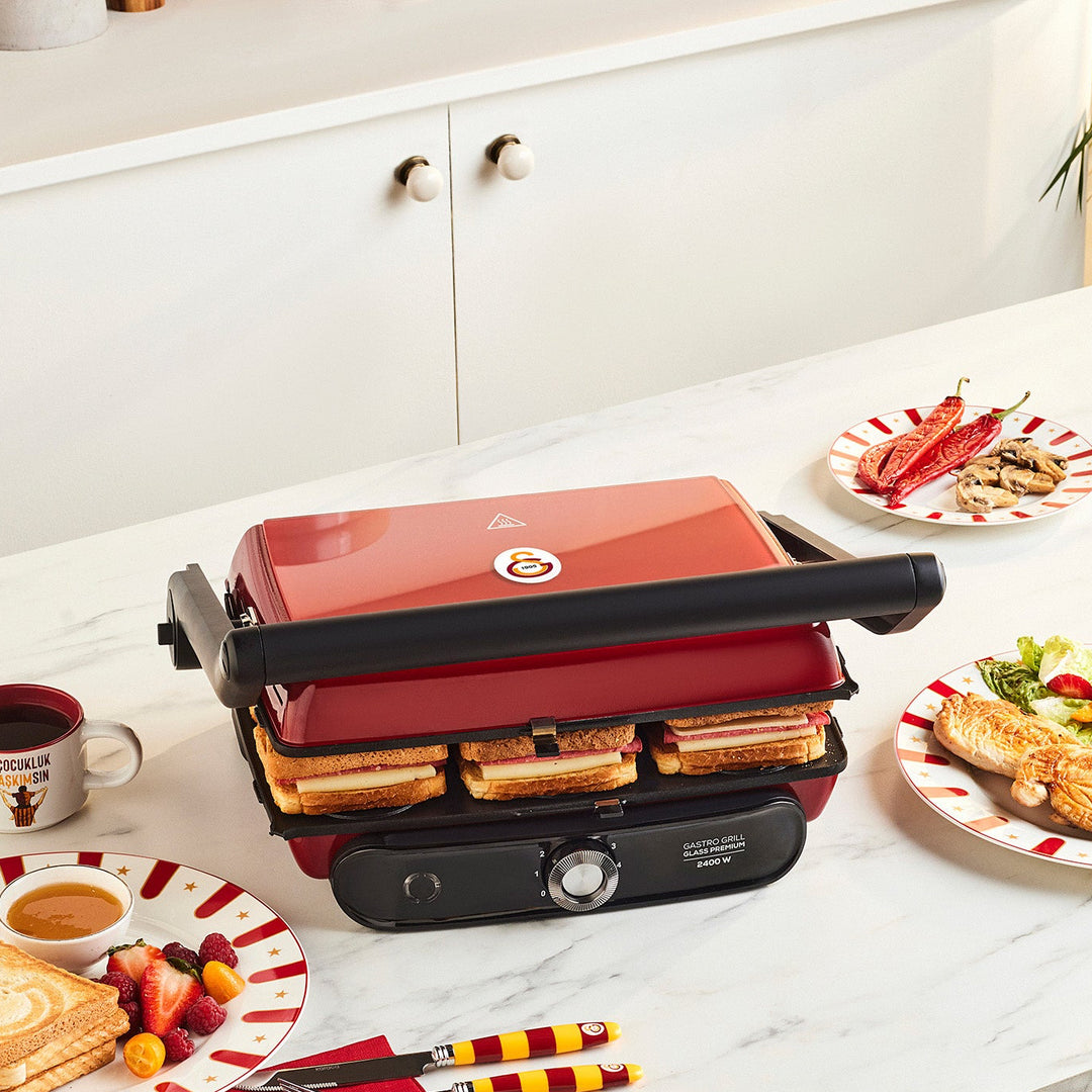 Karaca x Galatasaray - Toastmaskine (6 sandwiches) – 2400 W