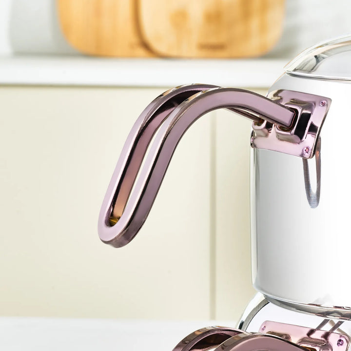 Karaca Manes Mellemstor Tekande med Induktionsbund 3,3 Liter – Rosa