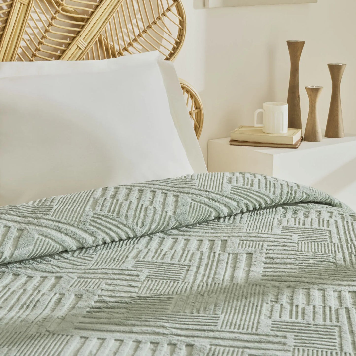 Karaca Home Rita Enkelt Emboss Battaniye/Sengetæppe – Grøn