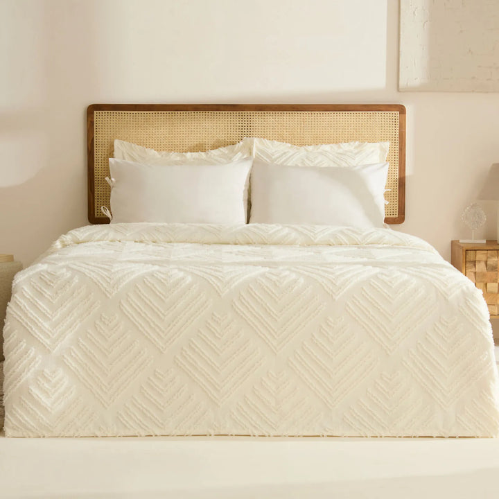 Karaca Home Velora – Dobbeltseng Sengetæppe 230x240 cm, Ecru