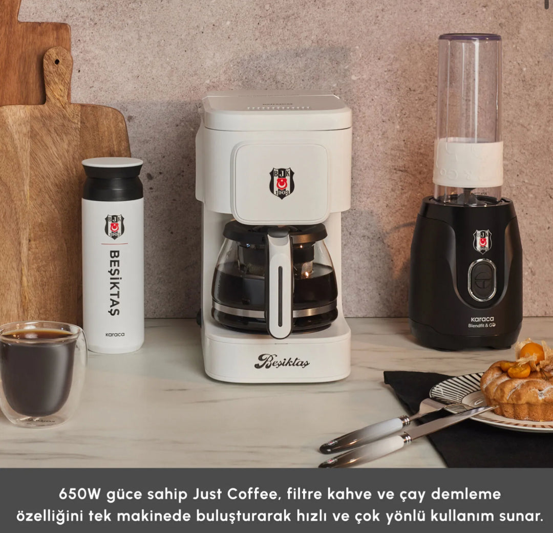 Karaca x Besiktas Just Coffee Aroma 2-in-1 Filterkaffe- og Temaskine - Hvid