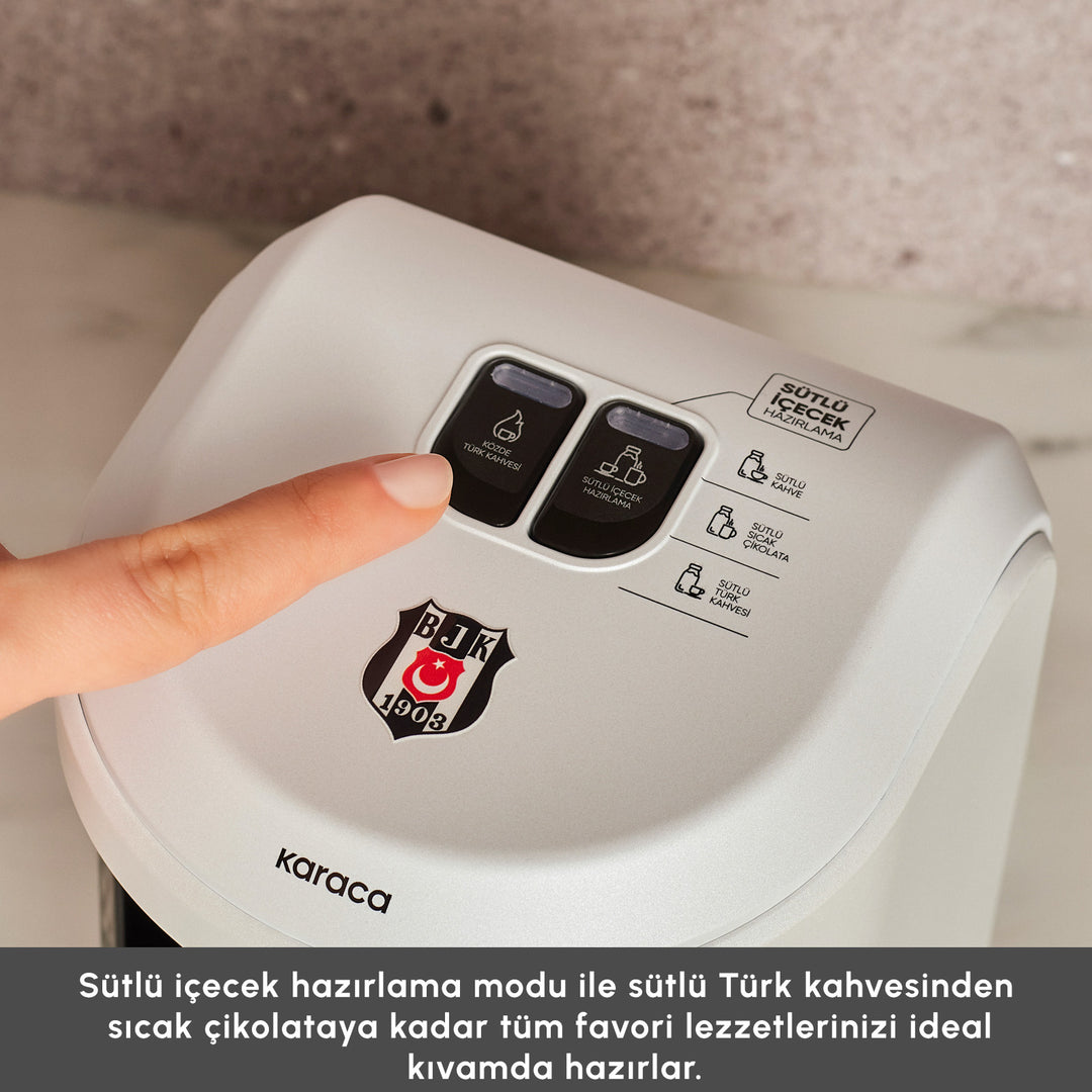 Karaca x Beşiktaş - Hatır Hüps Mælkekaffemaskine - Tyrkisk Kaffe