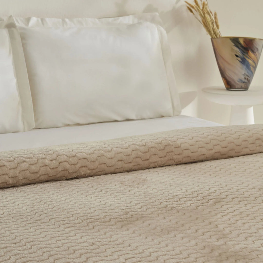 Karaca Home Raunda Enkelt Wellsoft Battaniye/Sengetæppe - Ekru