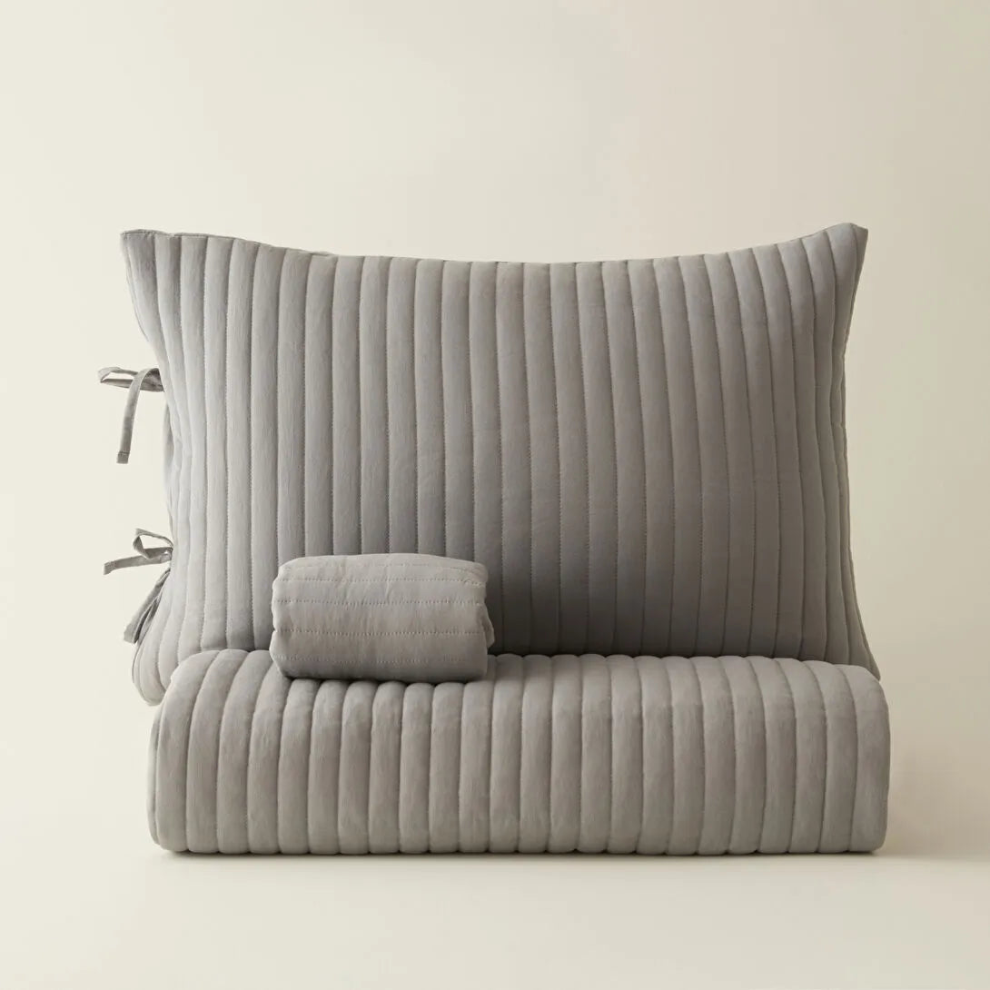 Karaca Home Elie – Dobbeltseng Sengetæppe 230x240 cm - Grå