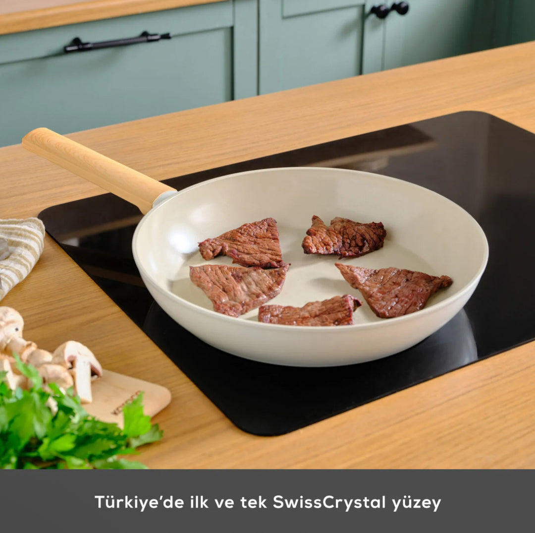 Karaca Swiss Crystal Almond Cream stegepande – 30 cm