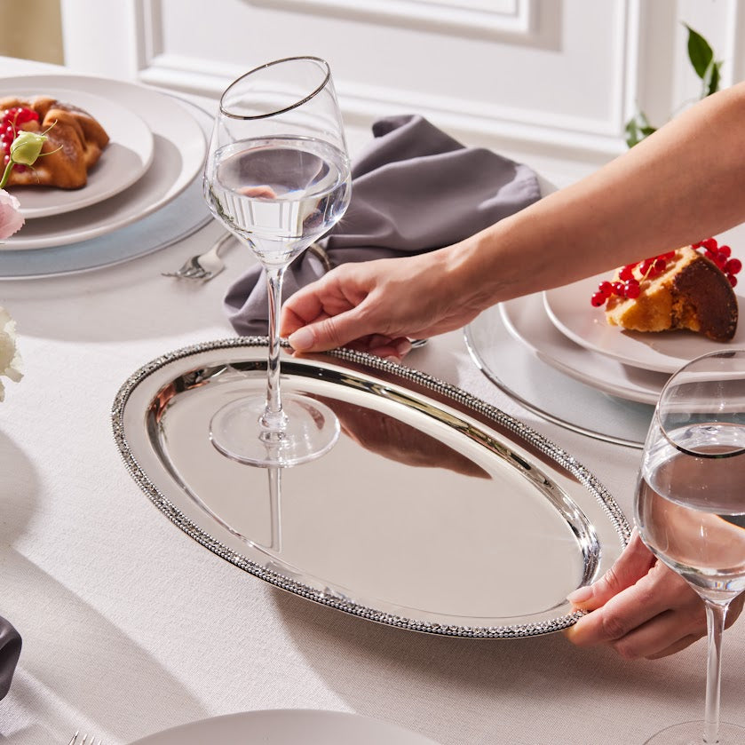 Karaca Majesty Dekorativ Oval Serveringsbakke – 38,5 x 23,5 cm
