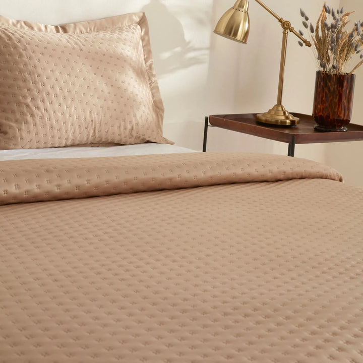 Karaca Home Alice – Dobbeltseng Sengetæppesæt 240x250 cm, Guld