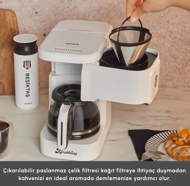 Karaca x Besiktas Just Coffee Aroma 2-in-1 Filterkaffe- og Temaskine - Hvid