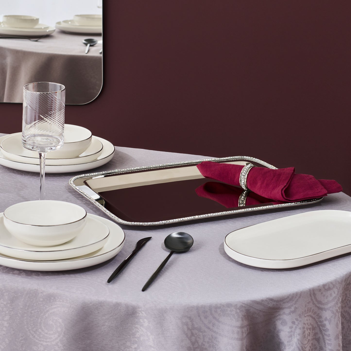 Karaca Majesty Dekorativ Rektangulær Serveringsbakke 42x30 cm – Sølv