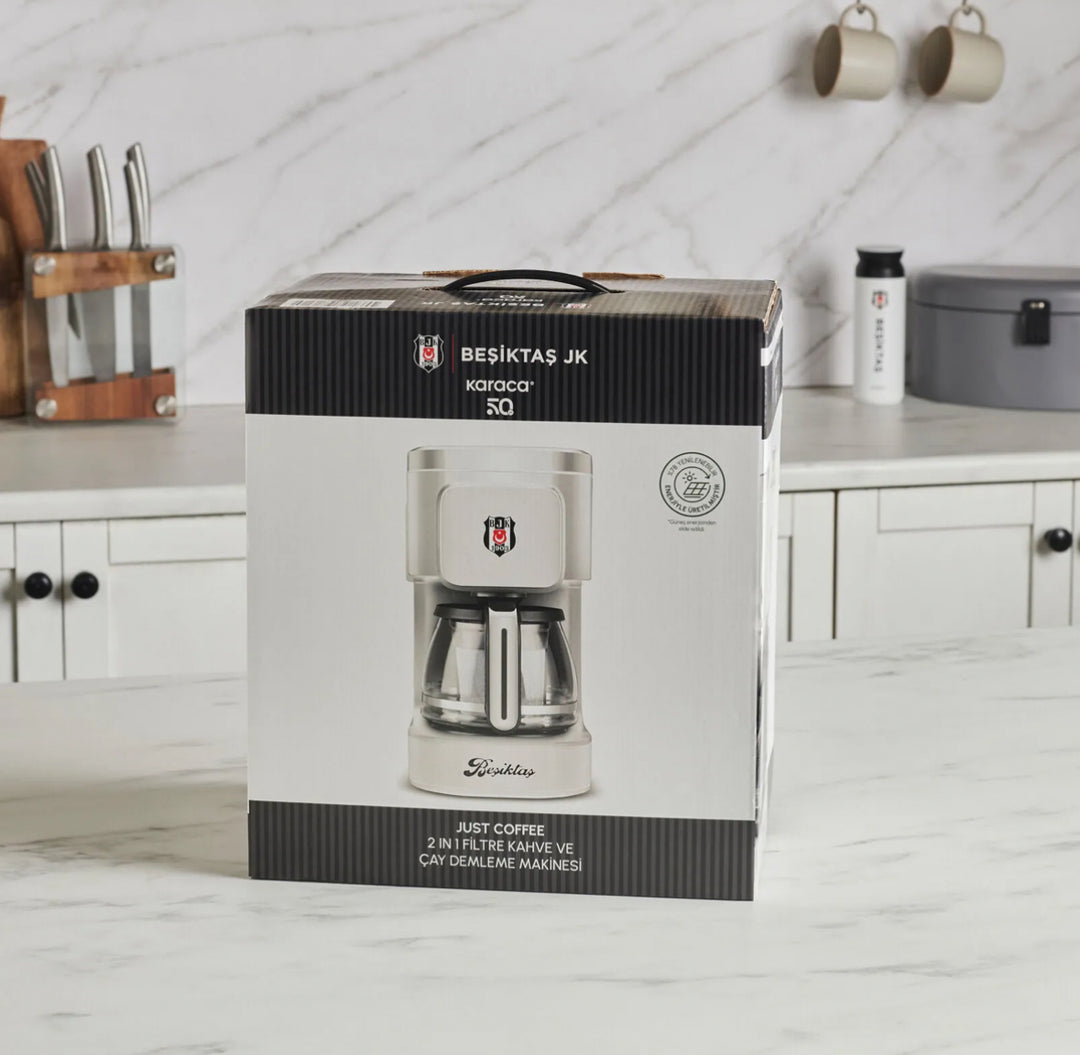 Karaca x Besiktas Just Coffee Aroma 2-in-1 Filterkaffe- og Temaskine - Hvid