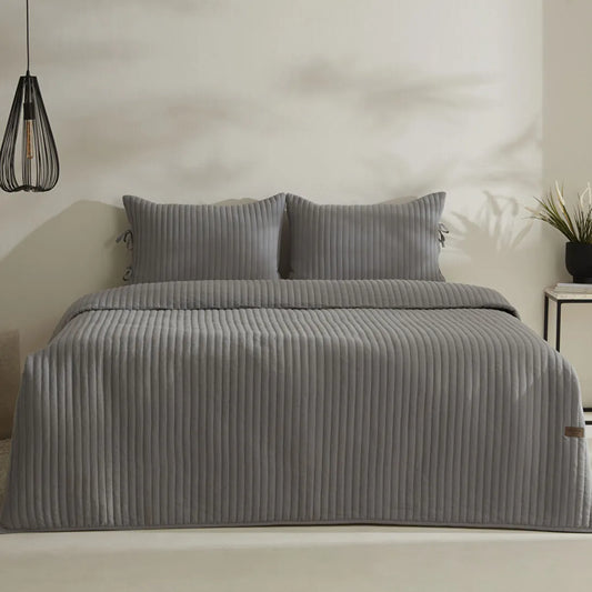 Karaca Home Elie – Dobbeltseng Sengetæppe 230x240 cm - Grå