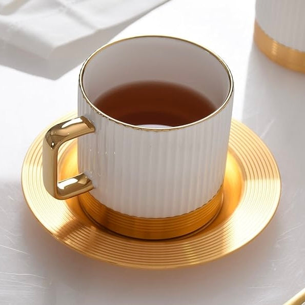 Porcelæn/Metal Kaffekoppesæt 12 dele | Stribet Hvid/Guld