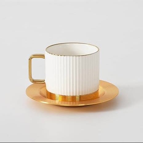 Porcelæn/Metal Kaffekoppesæt 12 dele | Stribet Hvid/Guld