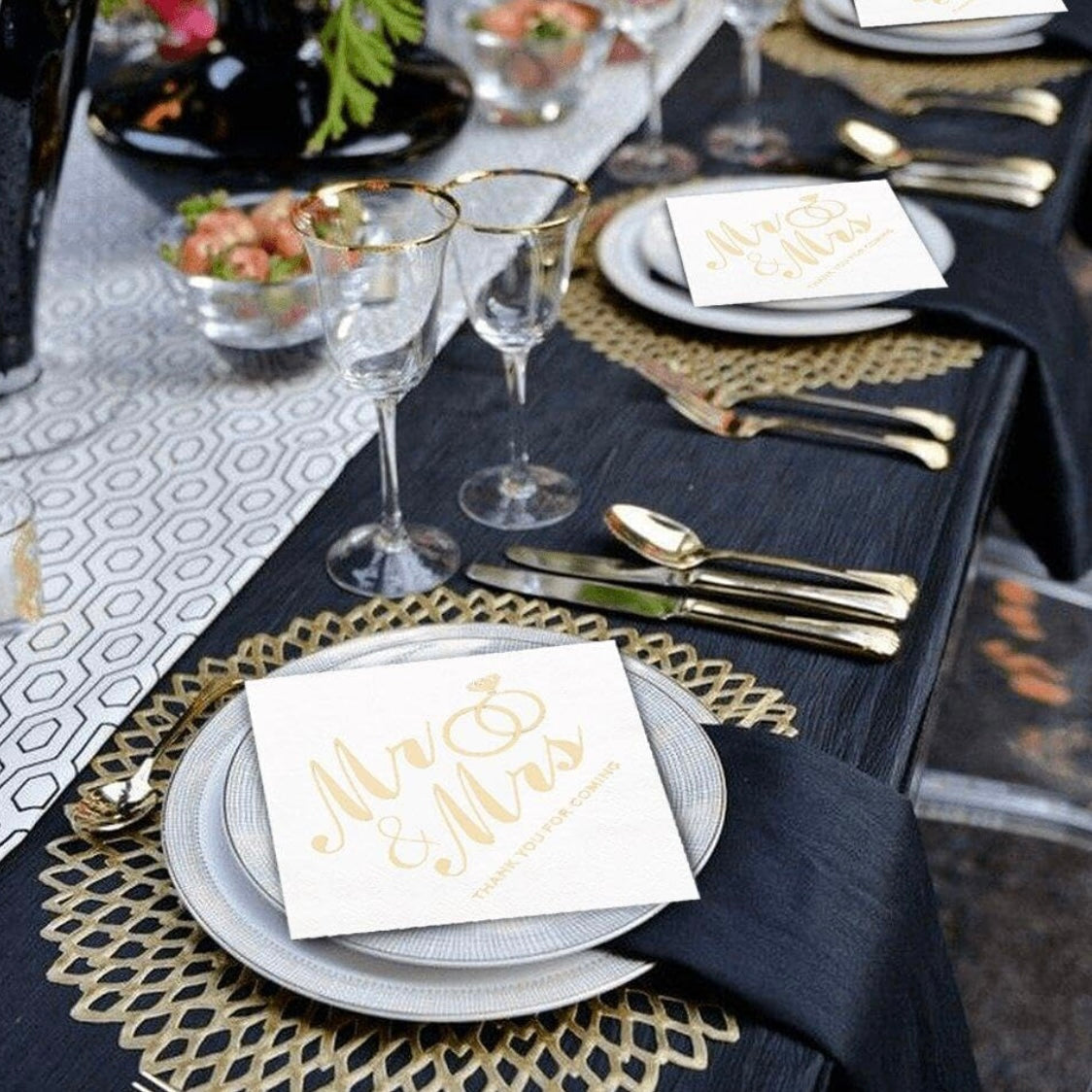 Bryllupsservietter 100 stk. 13x13 cm - Mr & Mrs - Hvid/Guld