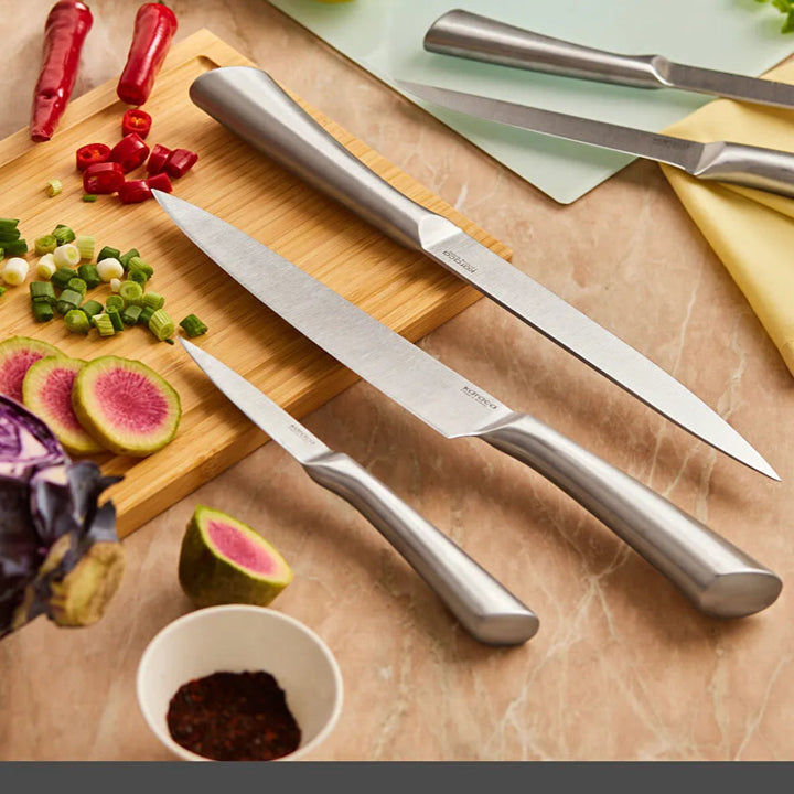 Karaca Samurai Nagoya Vigor 7-delt Knivsæt med Skærebræt – Japansk Stål