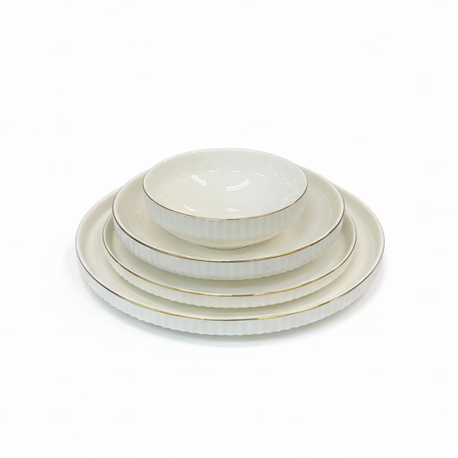 Alara Vera Porcelænssæt 6 Personer - 28 dele - Hvid/Guld