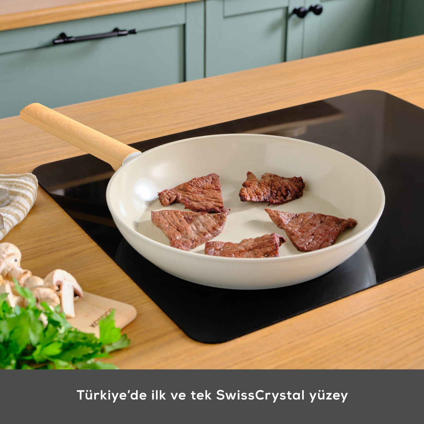 Karaca Swisscrystal Stegepande | 24 cm – induktionsbund