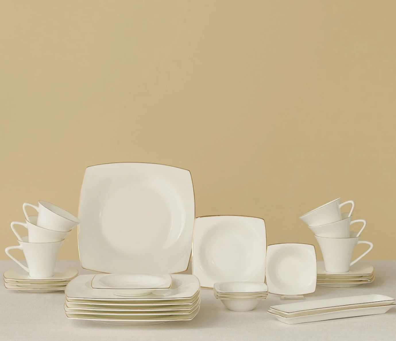 Karaca Fine Pearl Ragusa Porcelænssæt Guldkant – 26 dele, 6 personer. KÆMPE FØDSELSDAGS TILBUD. LUKSUS OG HELT UNIK SPISESTEL.KUN 999  SPAR 50 %