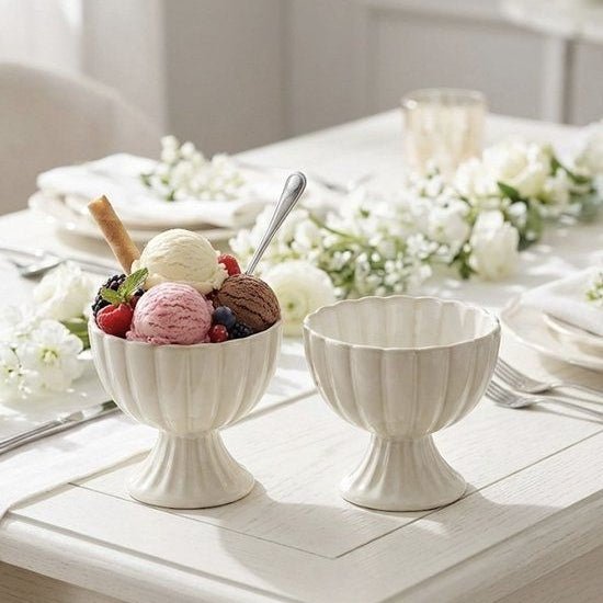 Almina Bloomy dessertskål på fod – 2 stk. - (Ø11cm) - creme - Løven Home