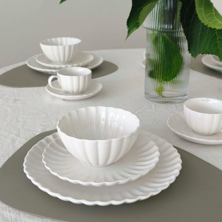 Almina Daisy Porcelænssæt til 6 personer - 24 dele - Hvid - Løven Home