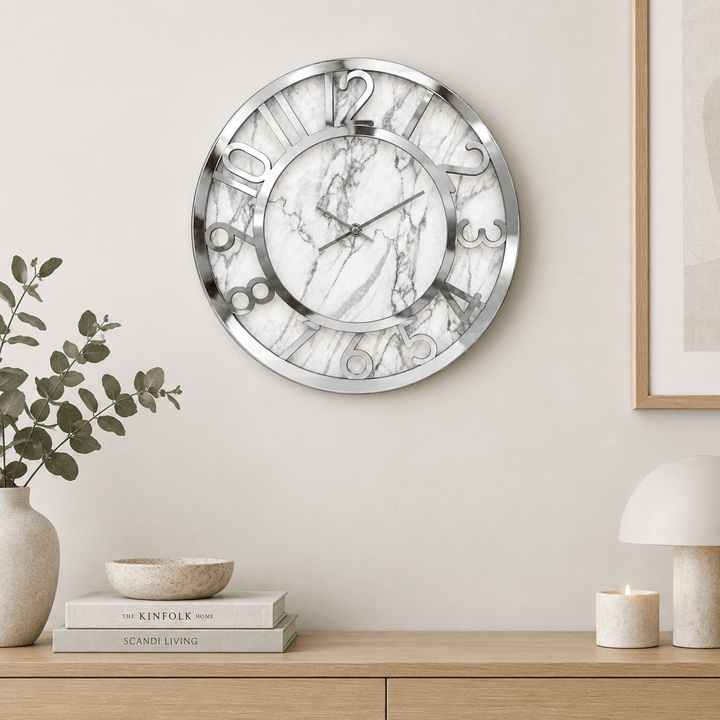 Almina - Vægur - 40 cm | Hvid/sølv marmorlook - Løven Home