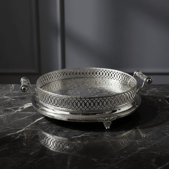 Cinar Fugurato - Serveringsbakke Rund 802 – Sølv (52×11 cm) - Løven Home