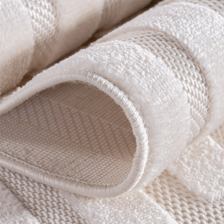 Dora - 1653 Cream - Løven Home