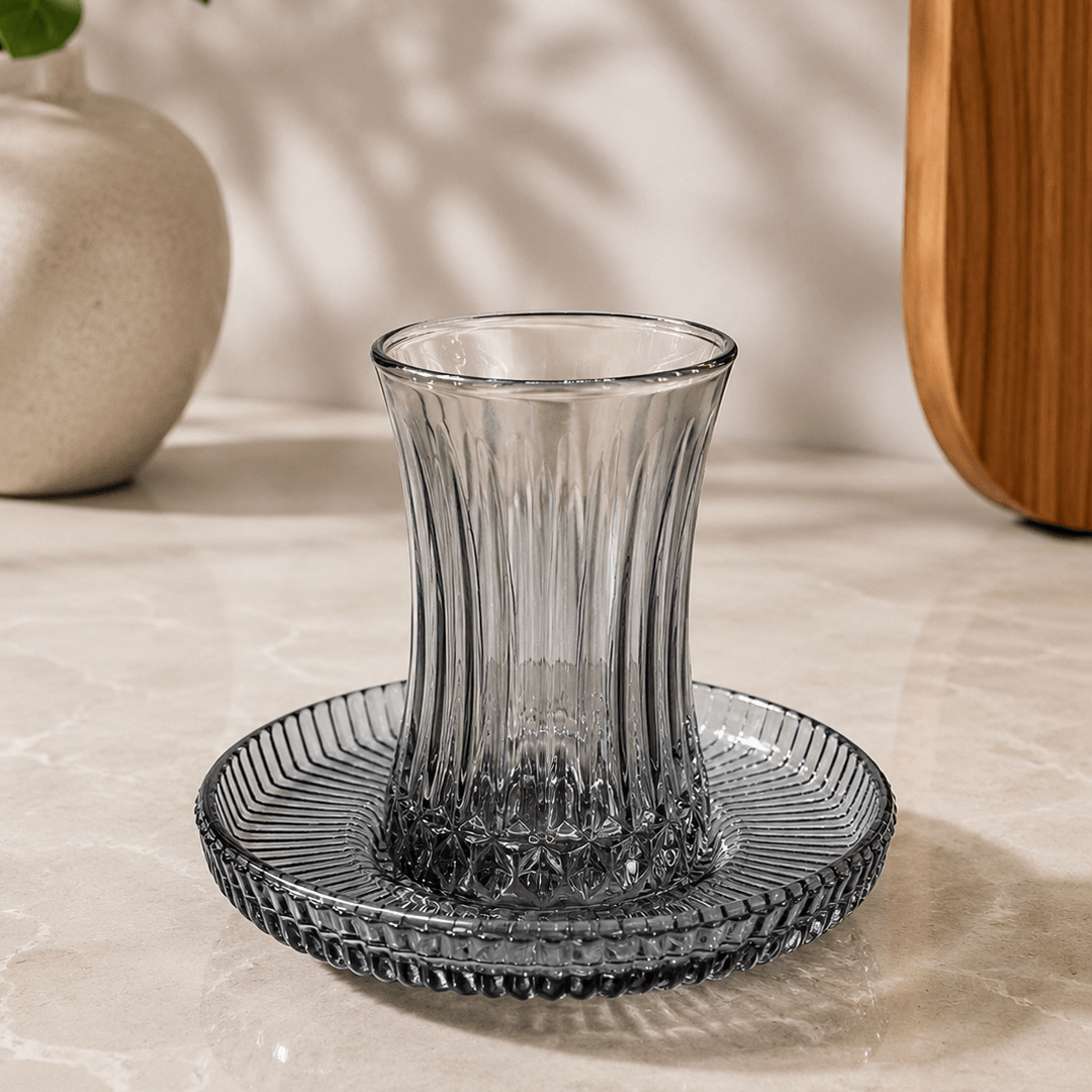Glassware Elysia 12 dele – 6 glas & 6 underkopper - Antracit - 170 ml - Løven Home
